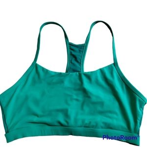 Fabletics medium impact sports bra L